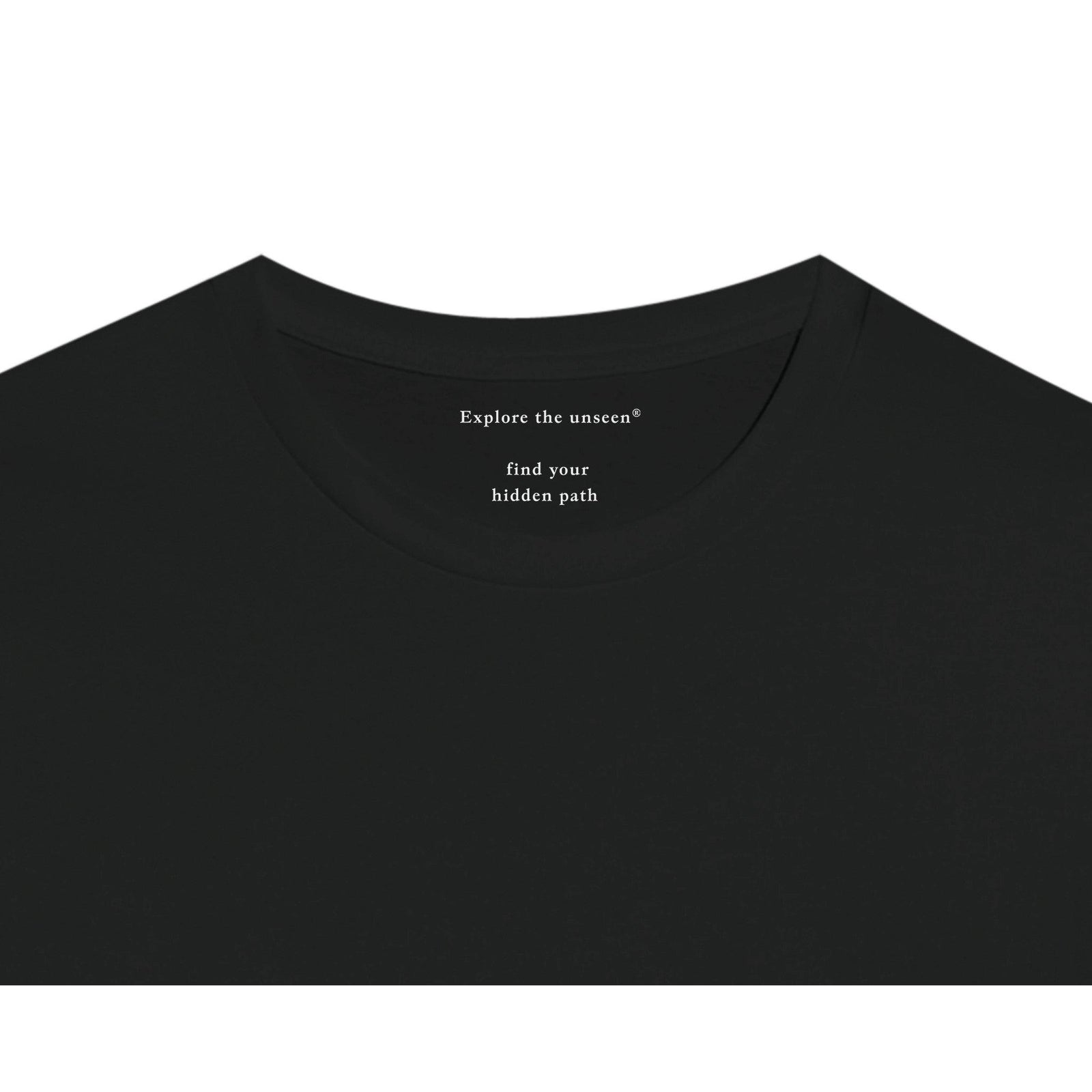 explore unseen colar sweatshirt